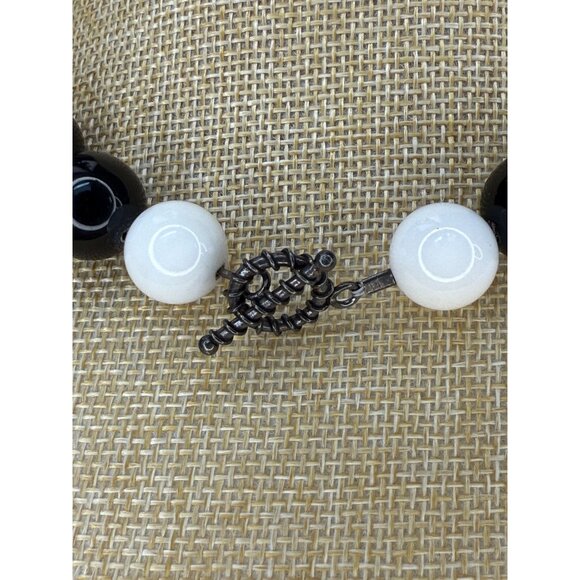 Black & White Glass Beaded Necklace With Toggle Clasp - Picture 2 of 10